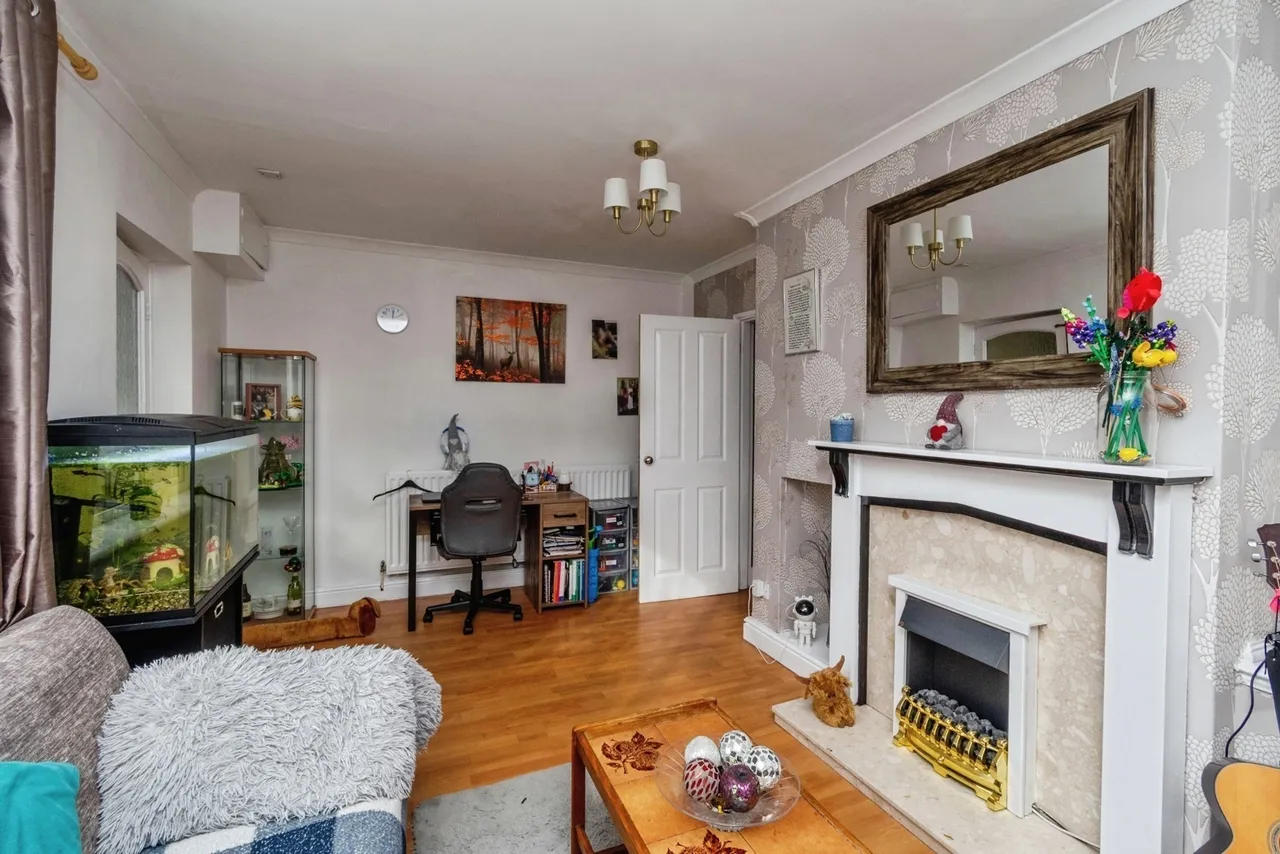 Glencoe Drive, Cannock, Staffordshire, WS11, photo 5