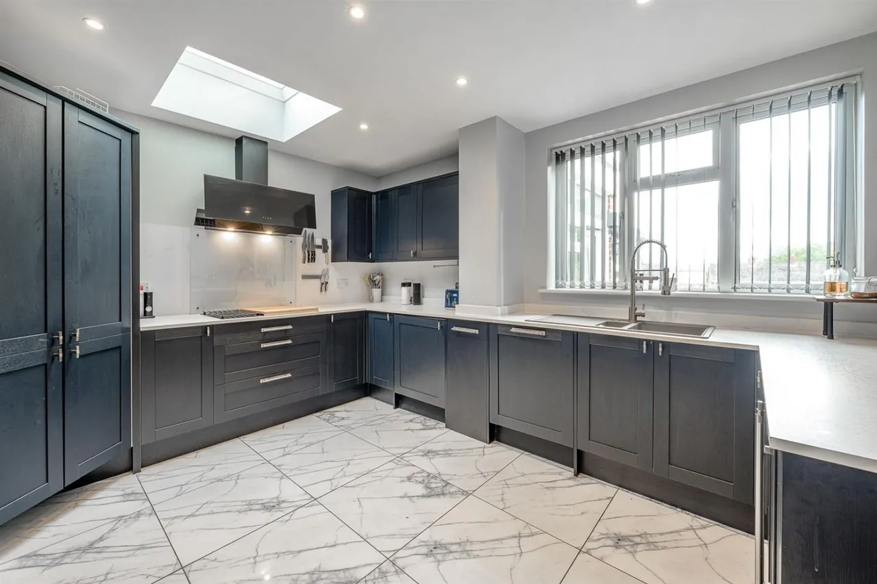 Standhills Road, Kingswinford, DY6 8JS, photo 2