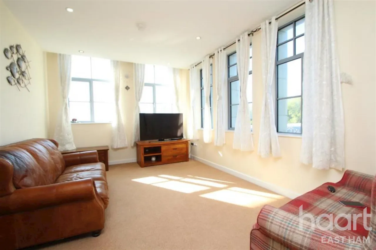 Pegasus House, Plaistow -, E13, photo 14