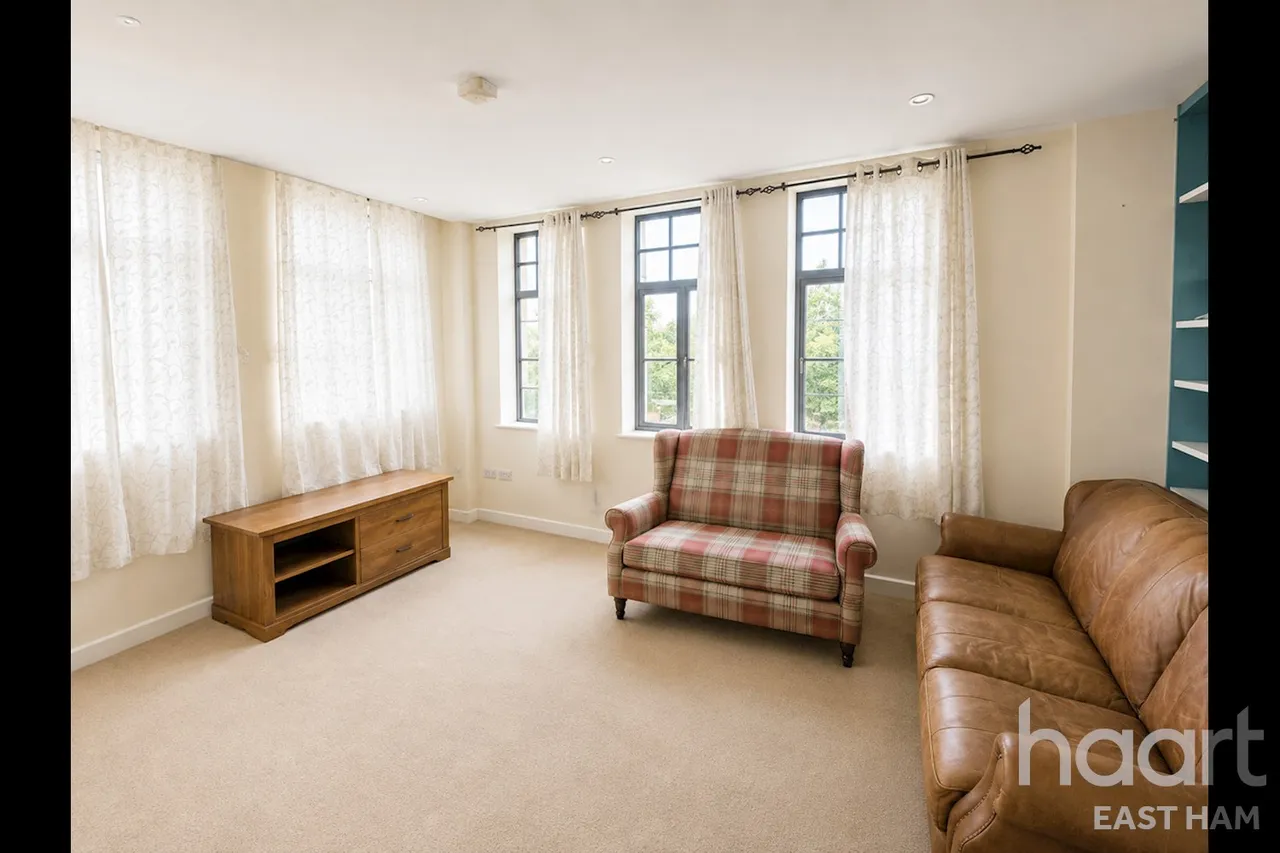 Pegasus House, Plaistow -, E13, photo 5
