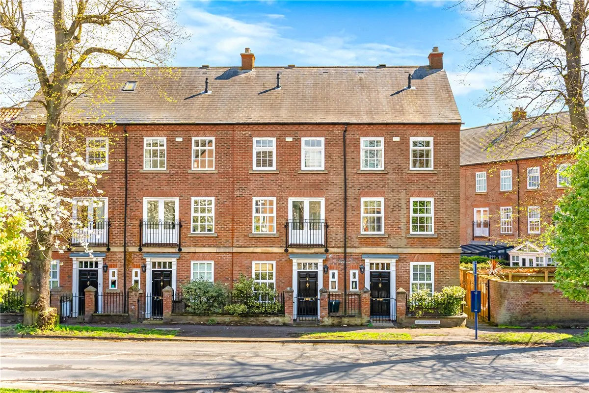 4 bed house for sale, Grosvenor Park, York, YO30
