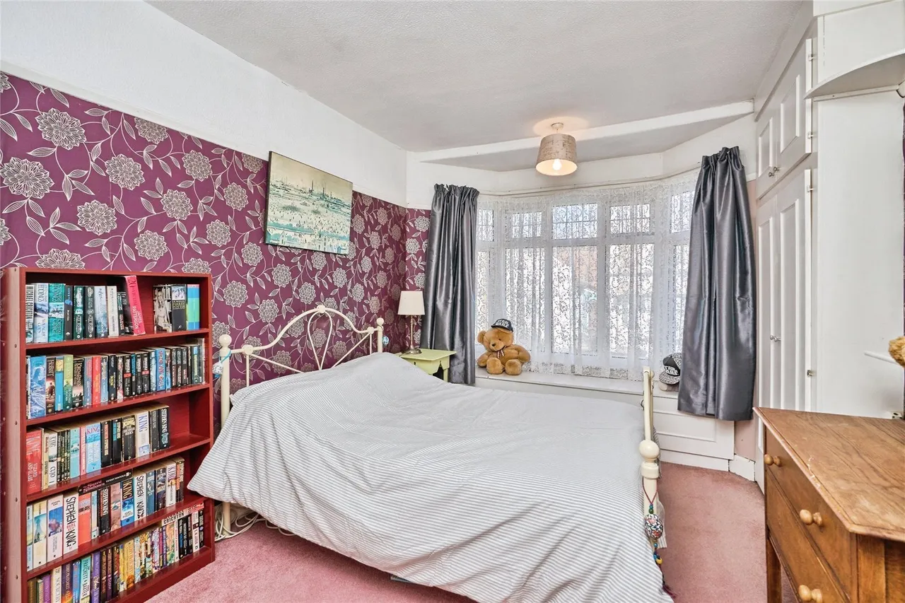 St. Johns Road, Ryde, PO33, photo 8