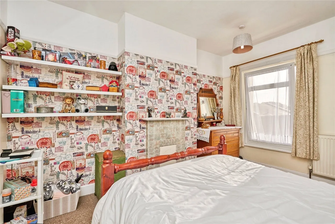 St. Johns Road, Ryde, PO33, photo 10