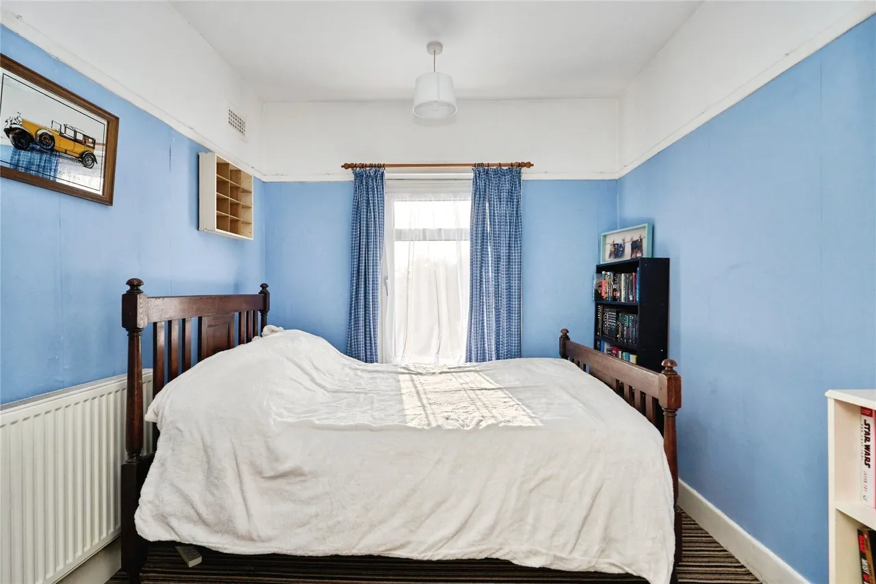 St. Johns Road, Ryde, PO33, photo 11