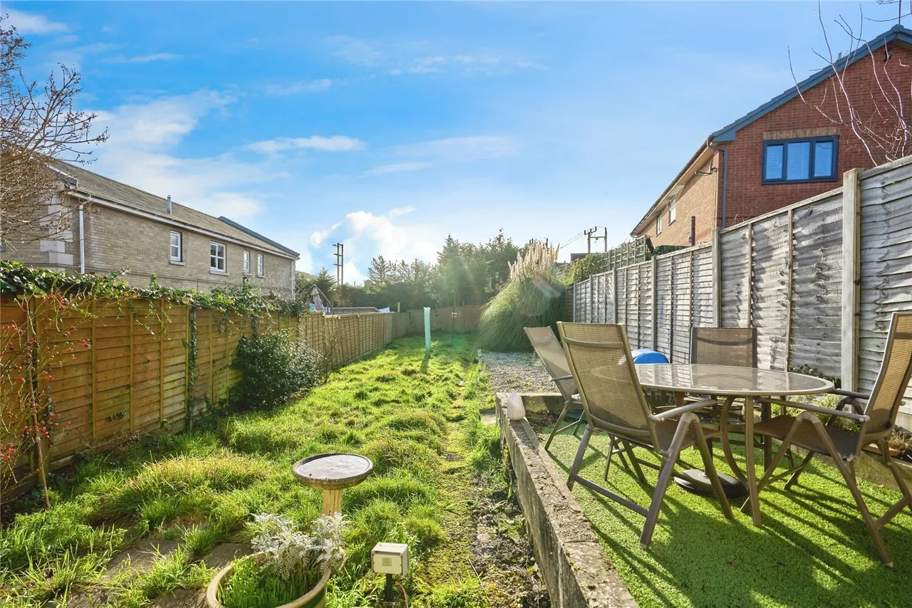 St. Johns Road, Ryde, PO33, photo 6