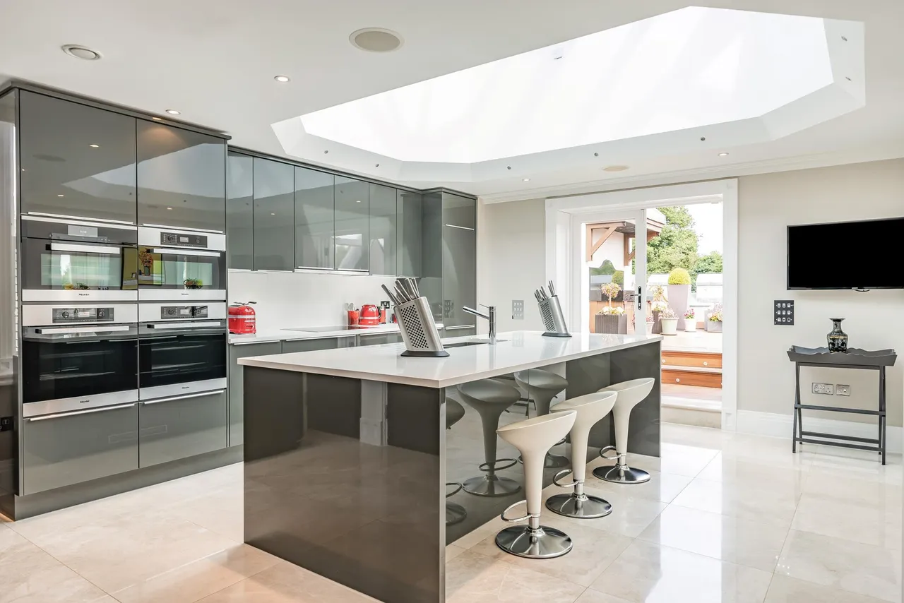 Kingswood Warren Park, Kingswood, KT20, photo 16