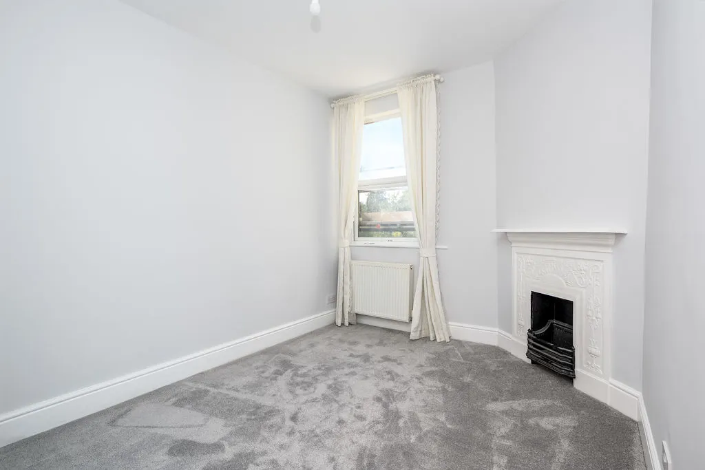 Walton Road, West Molesey KT8 2JE, photo 6