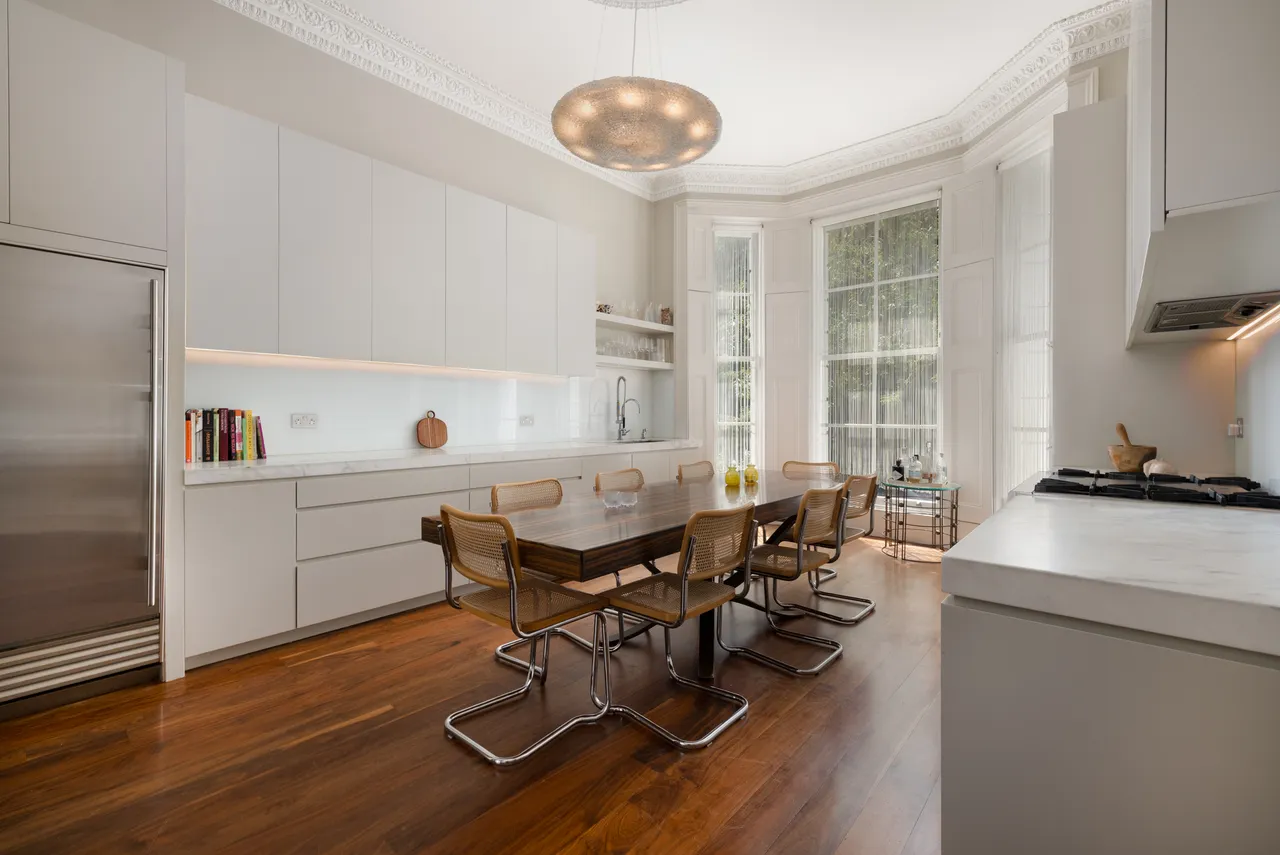 Russell Road, Holland Park, London, photo 3