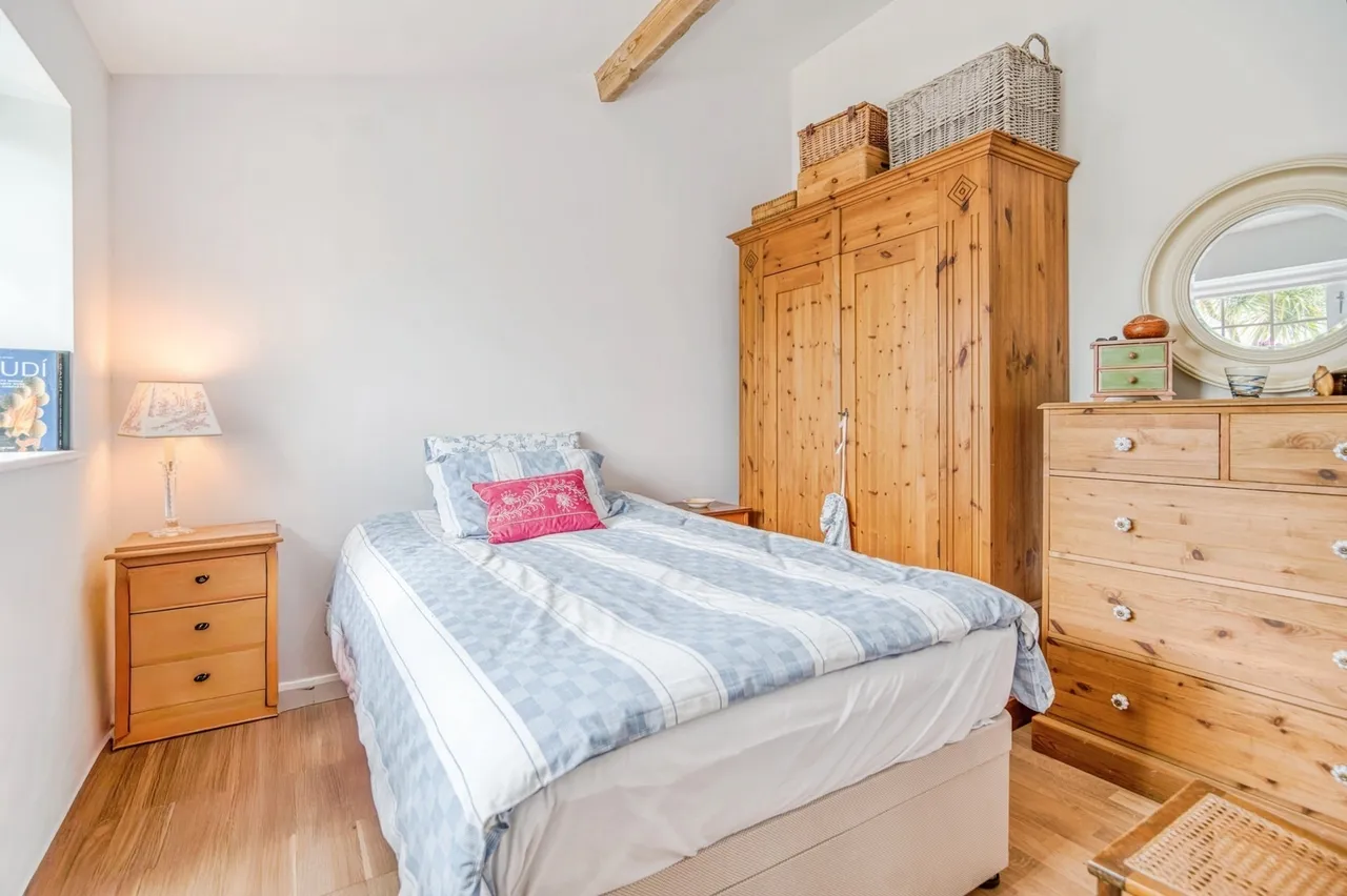 Seaview Crescent, Goodwick, SA64, photo 7
