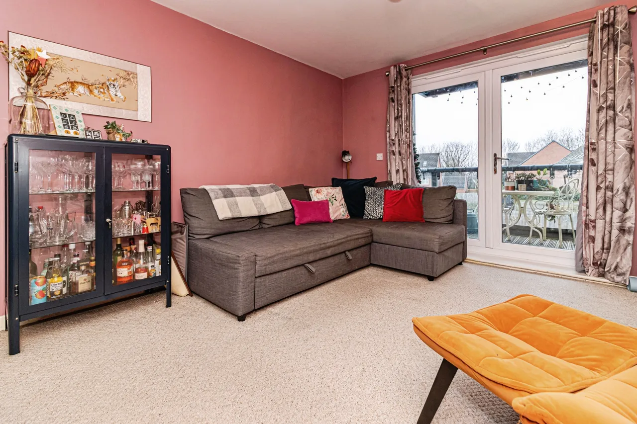 2 bed flat for sale — Christie Lane, Salford