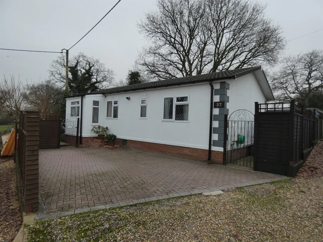 2 bed park home for sale — Elmstead Park, Andover