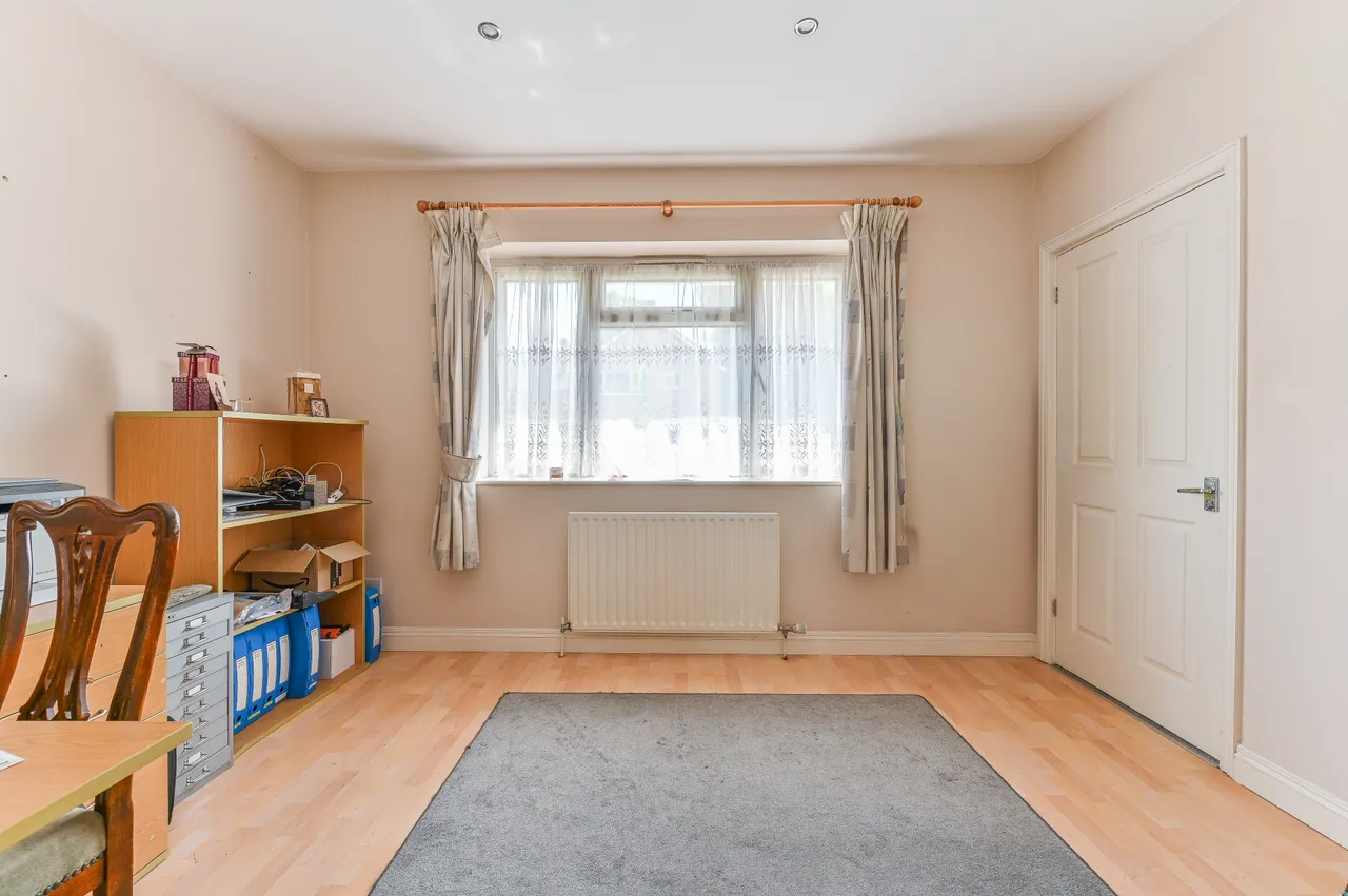 54 Potters Grove, New Malden, photo 12