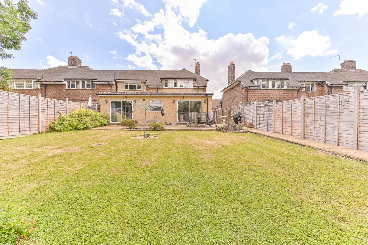 54 Potters Grove, New Malden, photo 8
