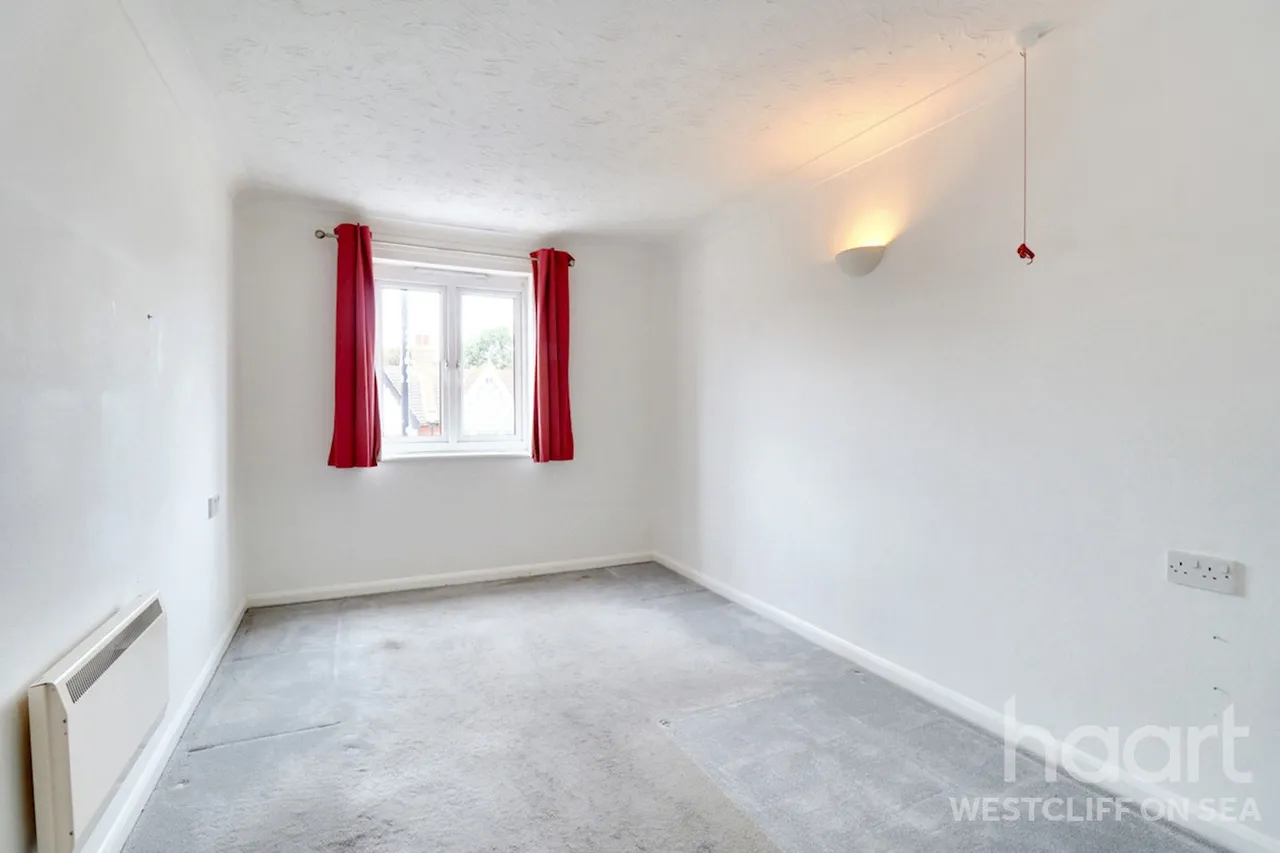 Balmoral Road, Westcliff-On-Sea, SS0, photo 6