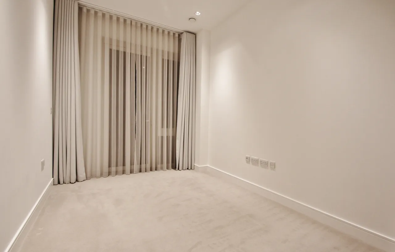 Kew Bridge Road, Brentford, TW8, photo 9