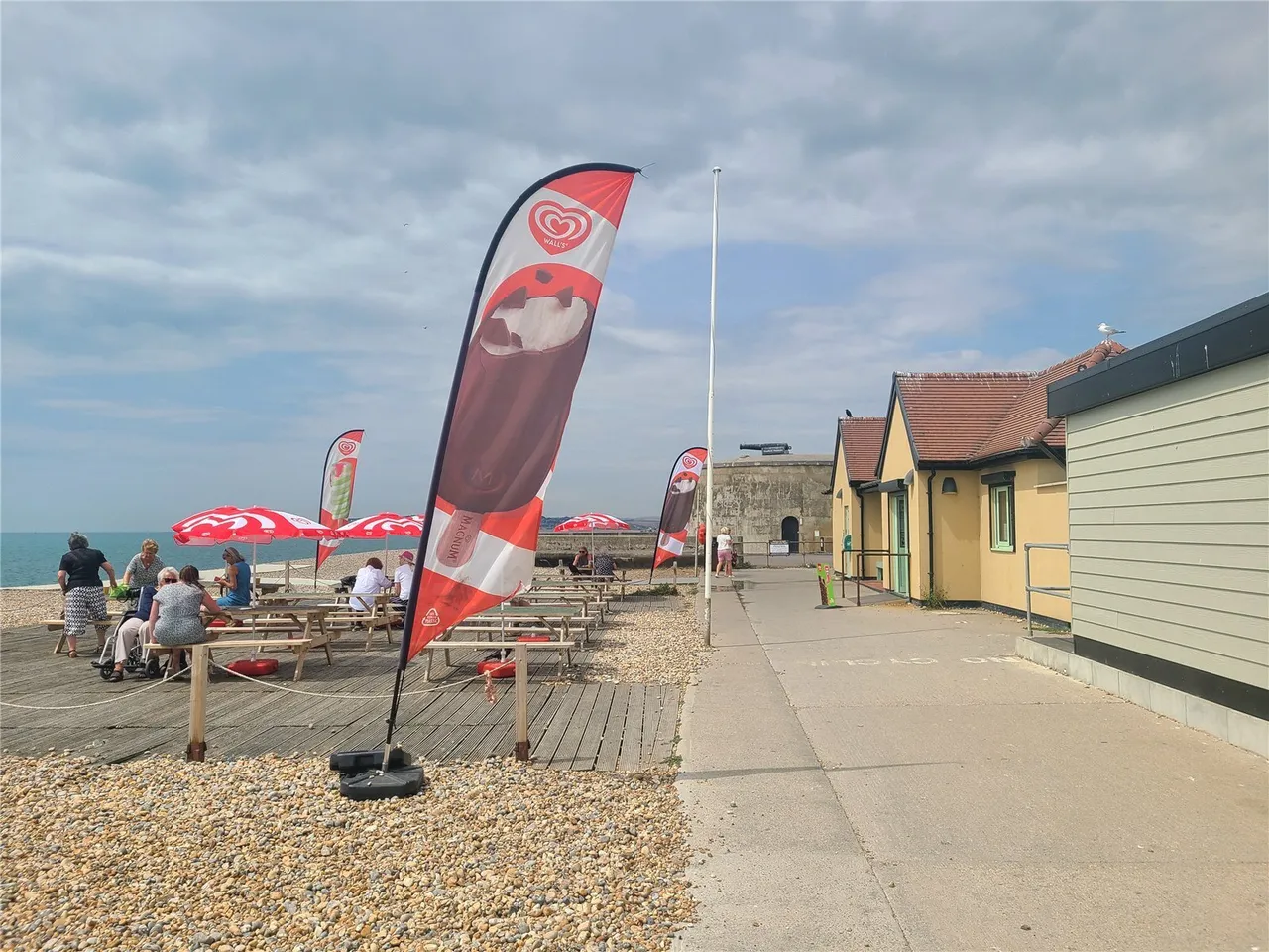 Esplanade, Seaford, BN25, photo 8