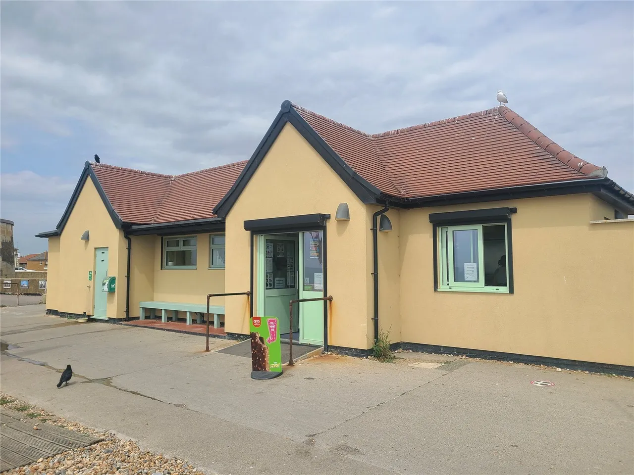 Esplanade, Seaford, BN25, photo 9