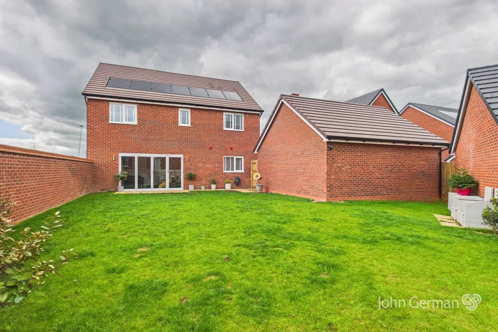 Moss Beds Close, Bramshall Meadows, photo 32