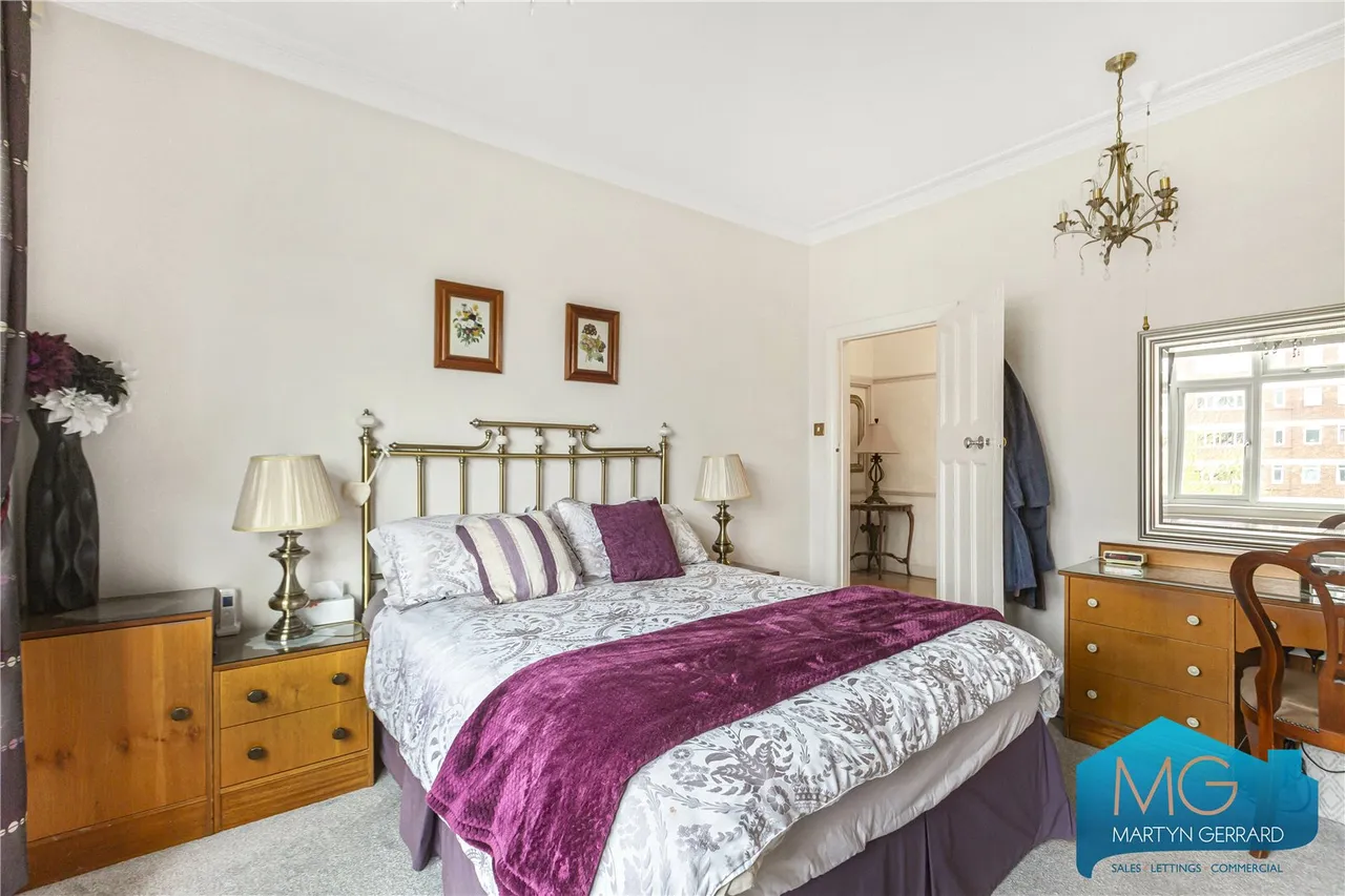 Stanhope Avenue, London, N3, photo 12