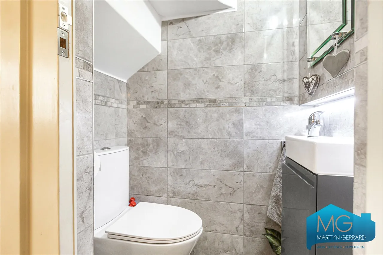 Stanhope Avenue, London, N3, photo 17