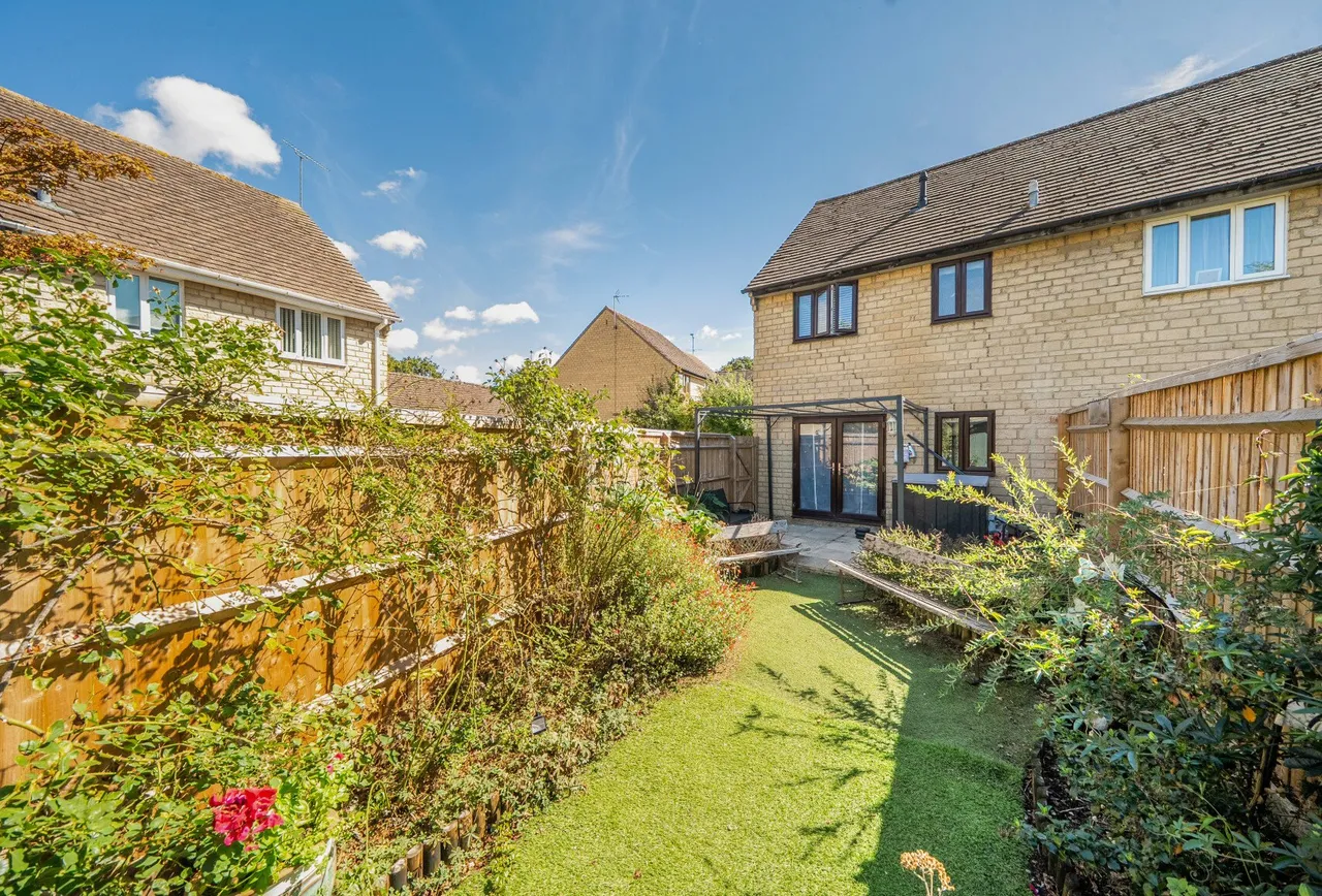 Oxlease, Witney, OX28 3QU, photo 12