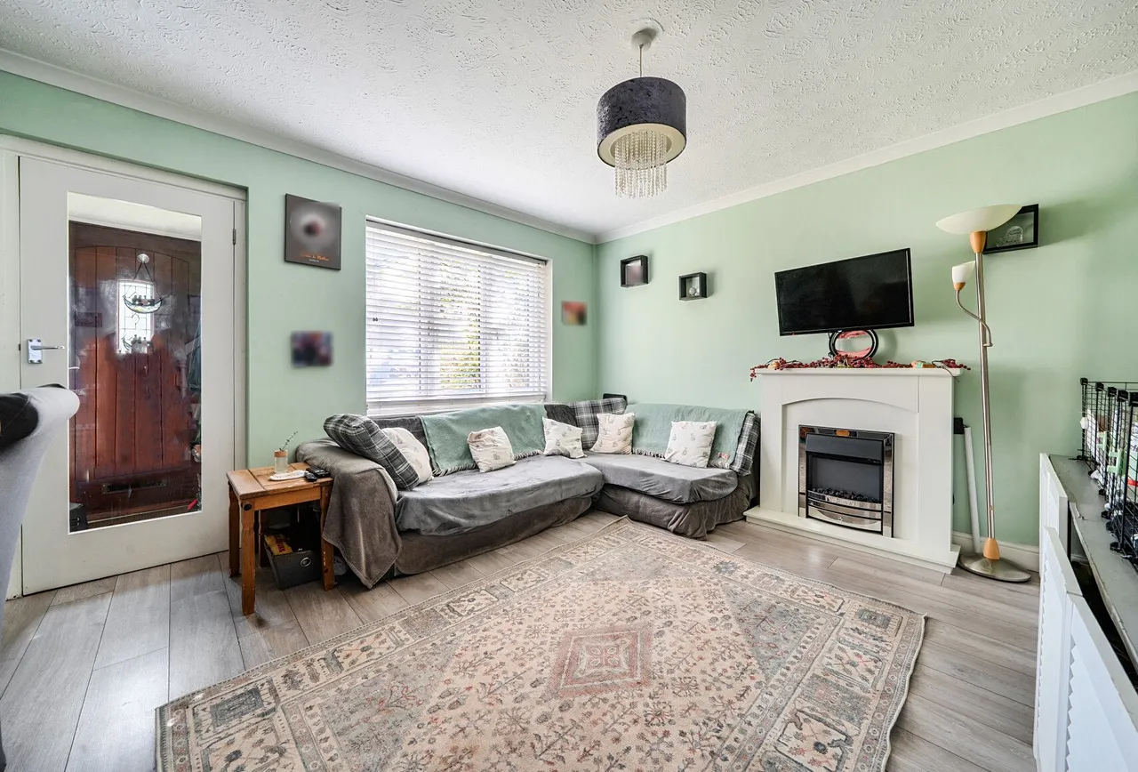 Oxlease, Witney, OX28 3QU, photo 2