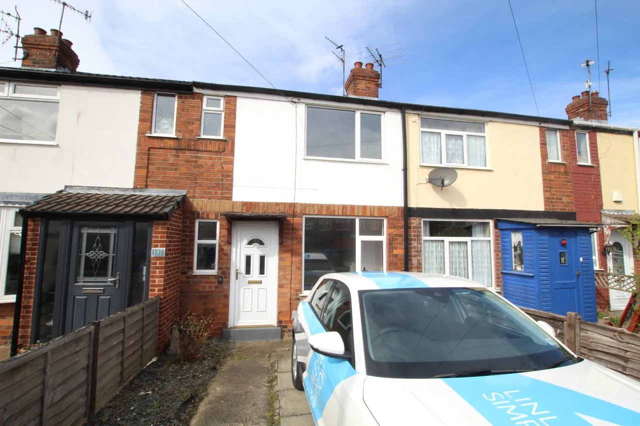2 bed house to rent, Cardigan Road, Hull, HU3