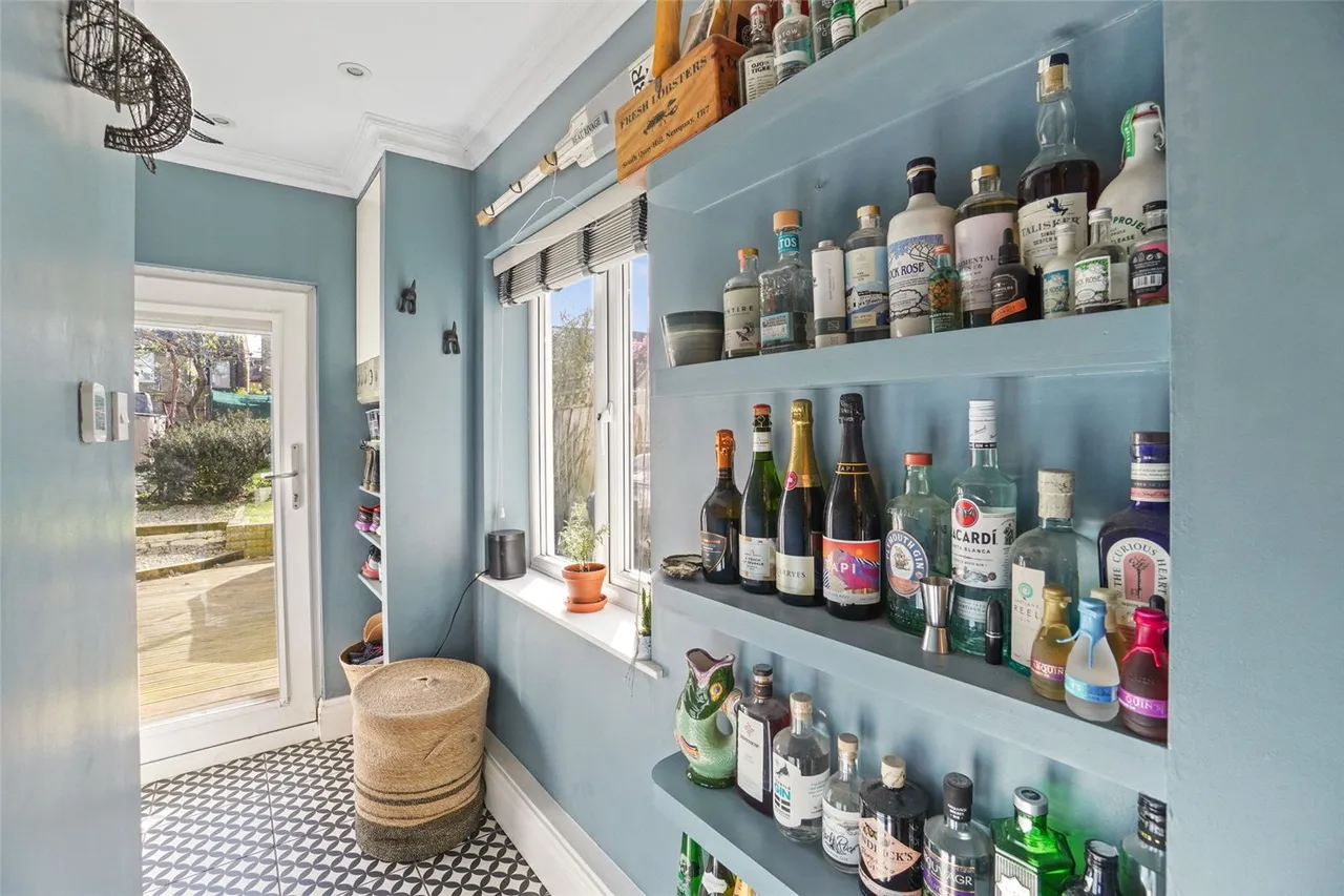 Gould Road, Twickenham, TW2 6RN, photo 5