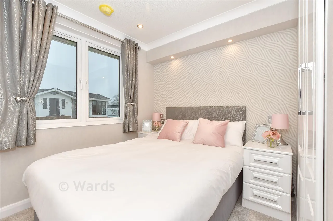 Hollies Way, Biddenden, TN27, photo 9