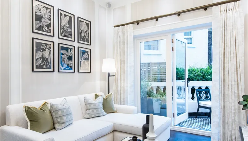 Prince of Wales Terrace, London, W8, photo 3