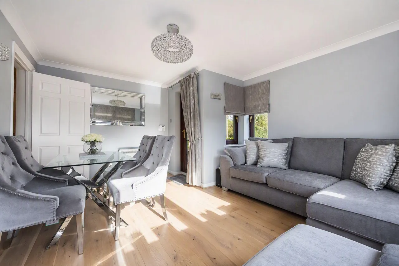 Cedar Close, Buckhurst Hill, IG9, photo 4