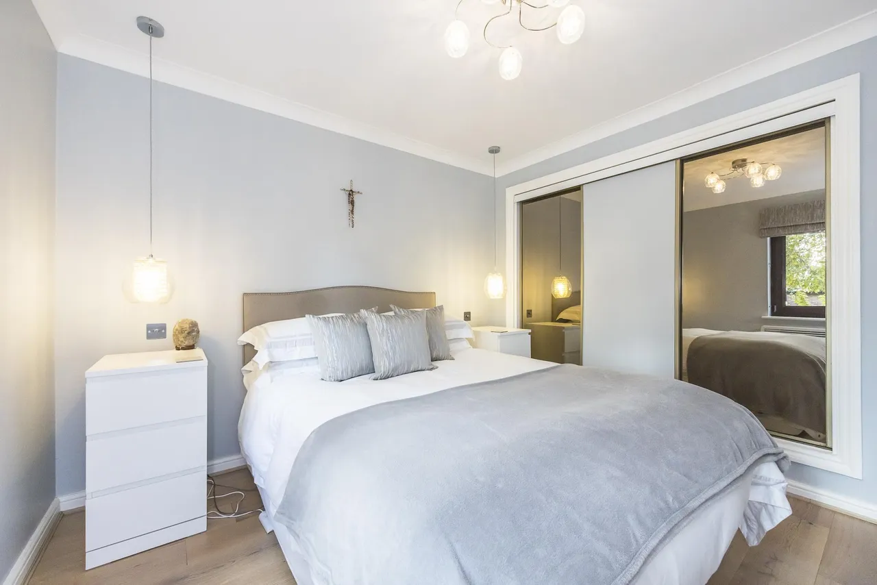 Cedar Close, Buckhurst Hill, IG9, photo 10