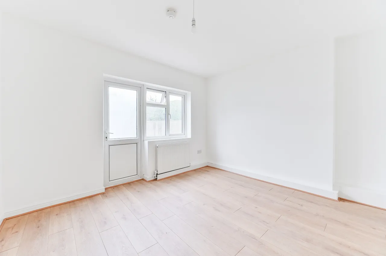 Flat 1, 234 Whitehorse Road, Croydon, photo 5