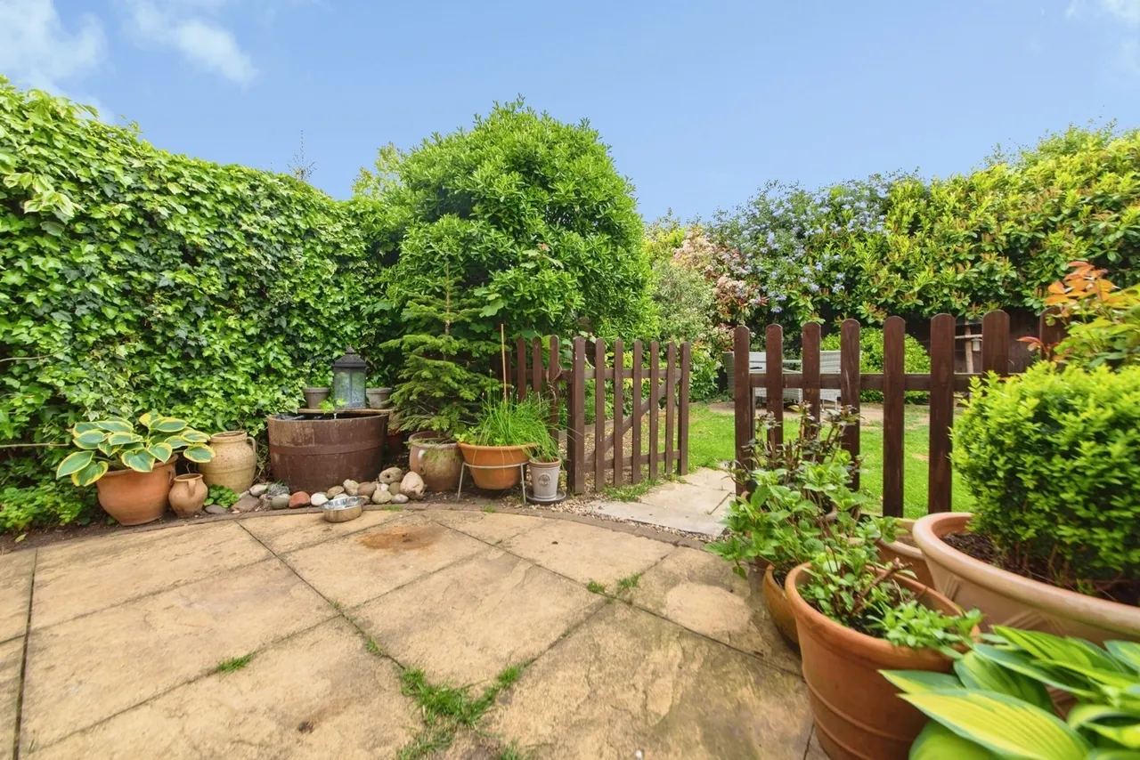 Wentworth Drive, Dunholme, Lincoln, Lincolnshire, LN2, photo 20