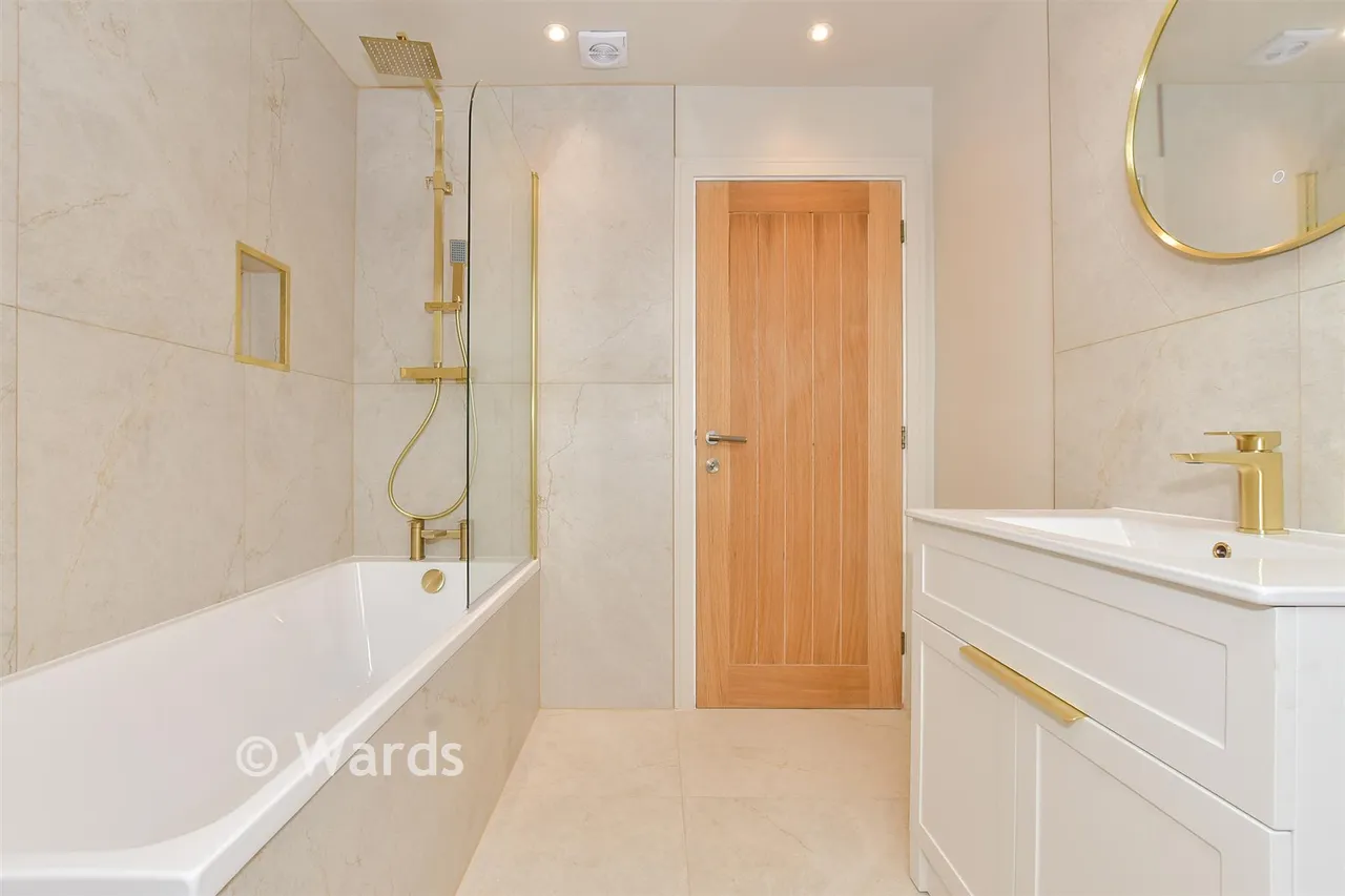 Green Meadows, Eythorne, CT15, photo 29