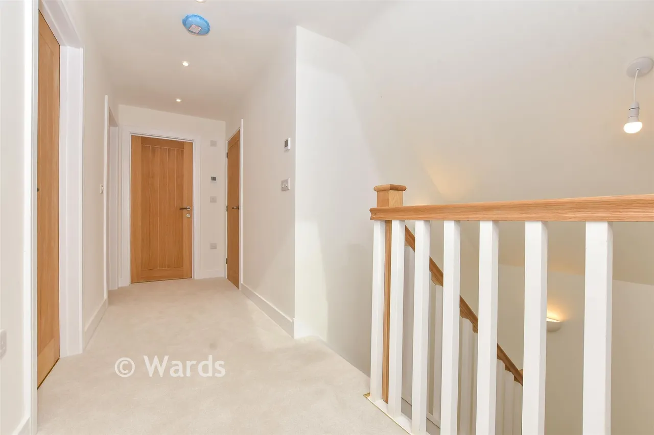 Green Meadows, Eythorne, CT15, photo 11