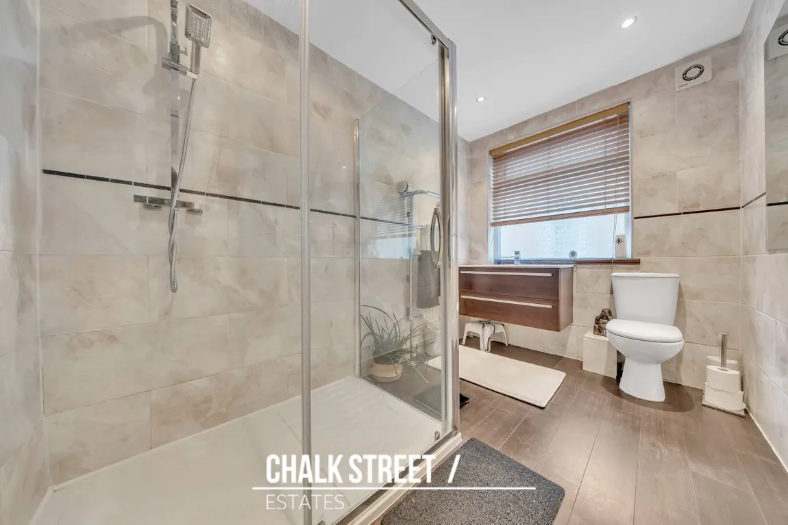 Grosvenor Drive, Hornchurch, RM11, photo 12