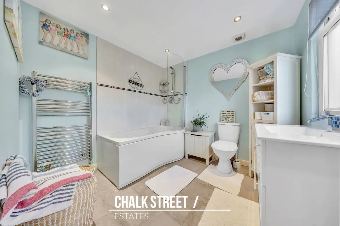 Grosvenor Drive, Hornchurch, RM11, photo 15