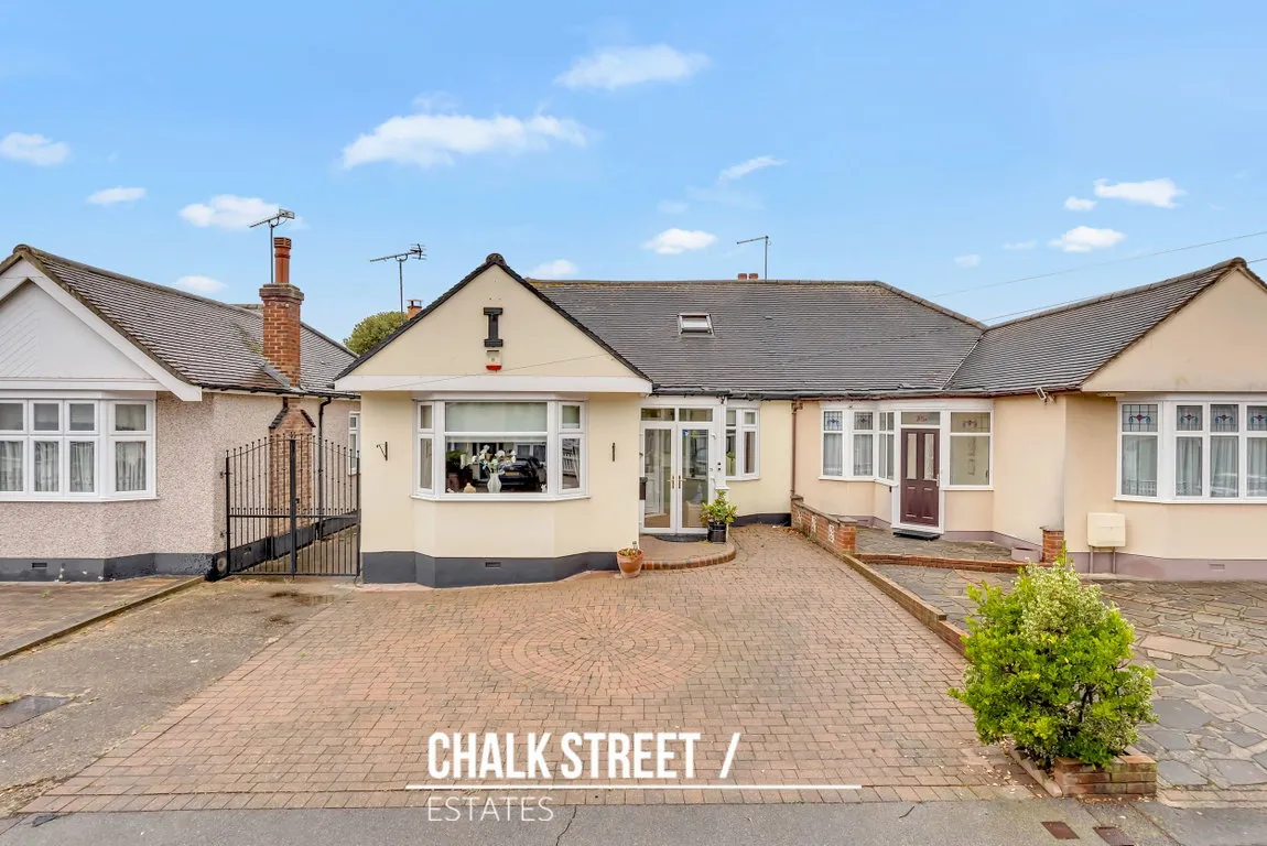 Grosvenor Drive, Hornchurch, RM11, photo 24