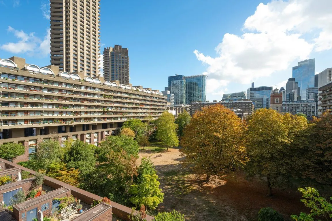 Barbican, EC2Y, photo 10