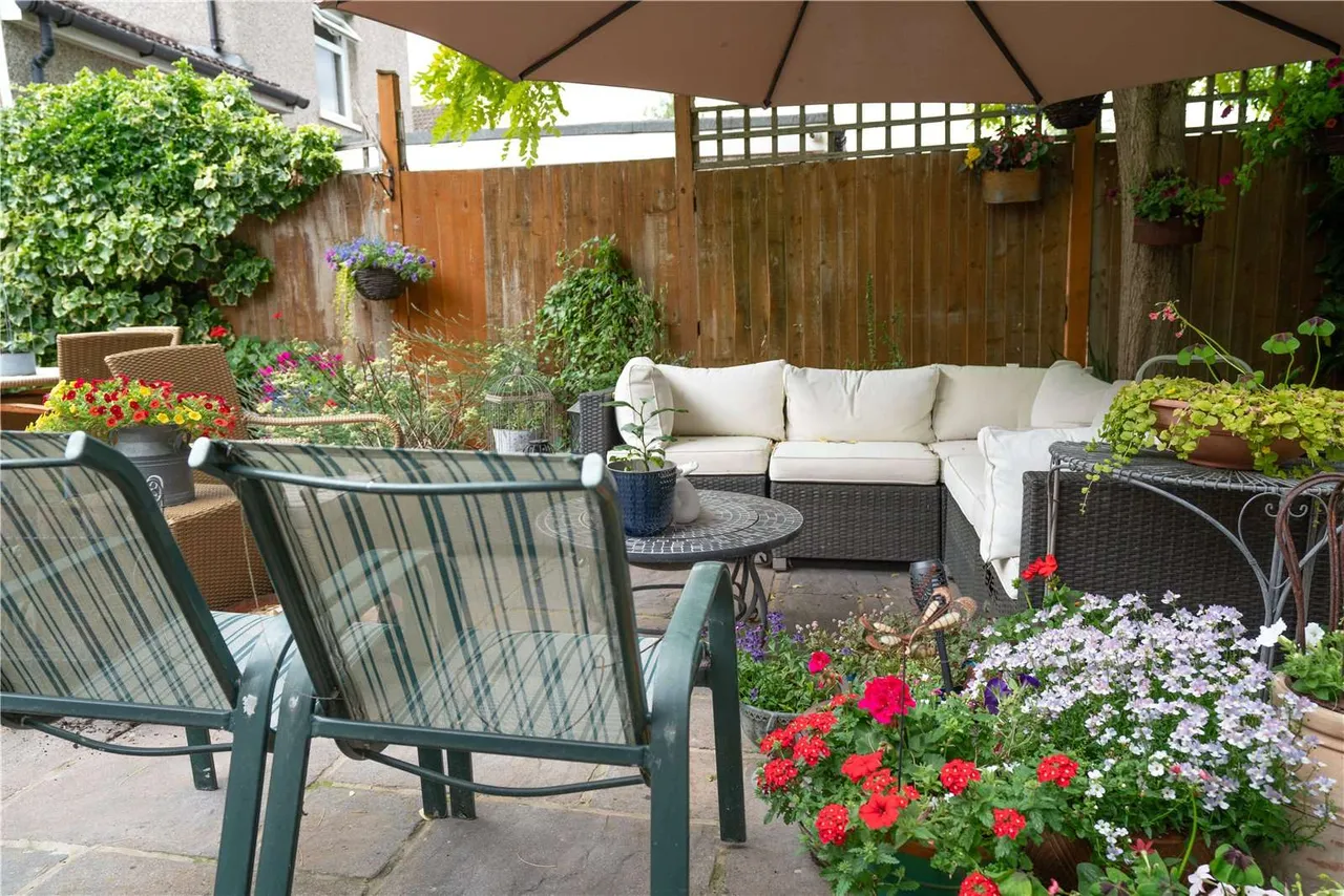 Hainault Road, Chigwell, IG7, photo 14