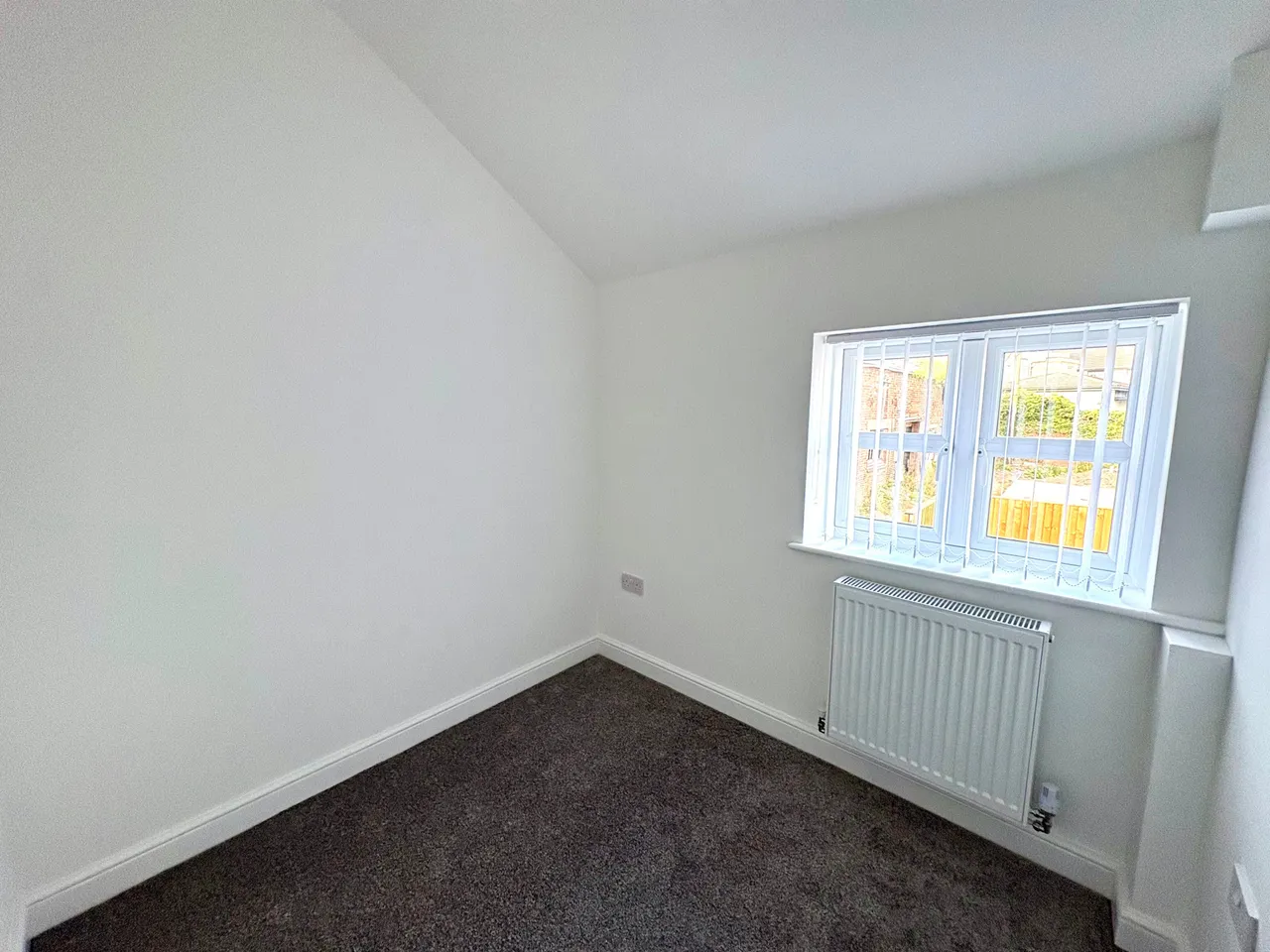Thornton Green Lane, Thornton-le-Moors, CHESTER, photo 11