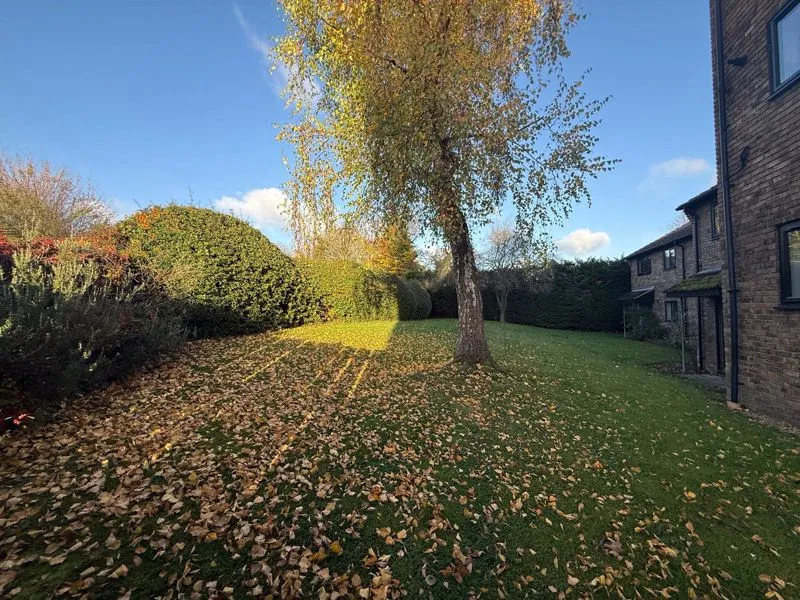 Old Hertford Road, Hatfield AL9 5EX, photo 9