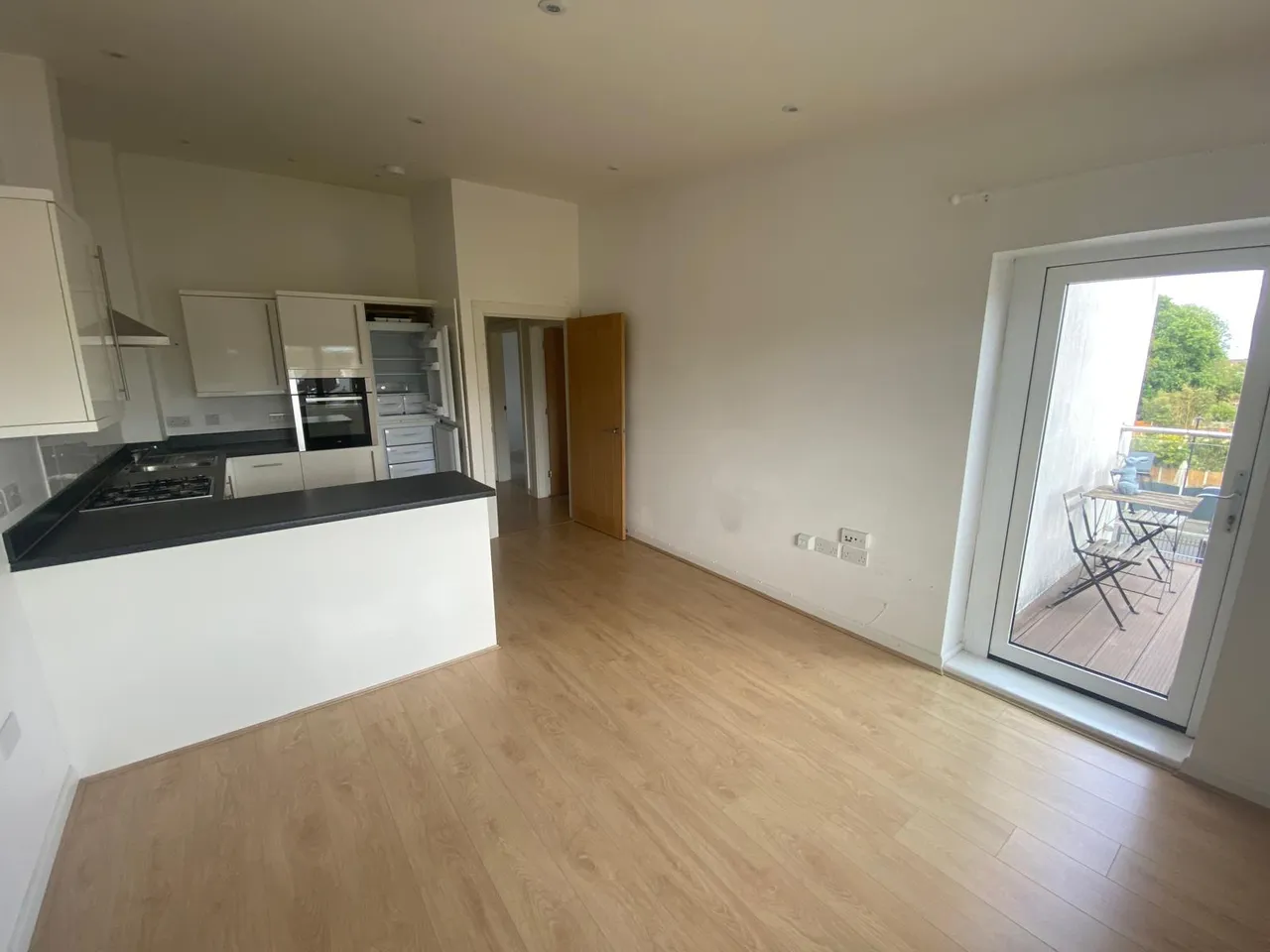 2 Bedroom Second Floor Apartment, photo 2