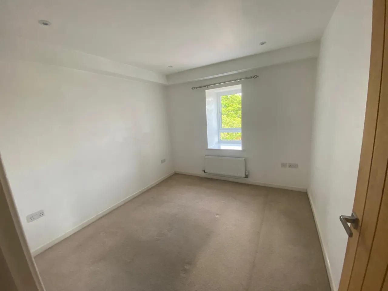 2 Bedroom Second Floor Apartment, photo 9