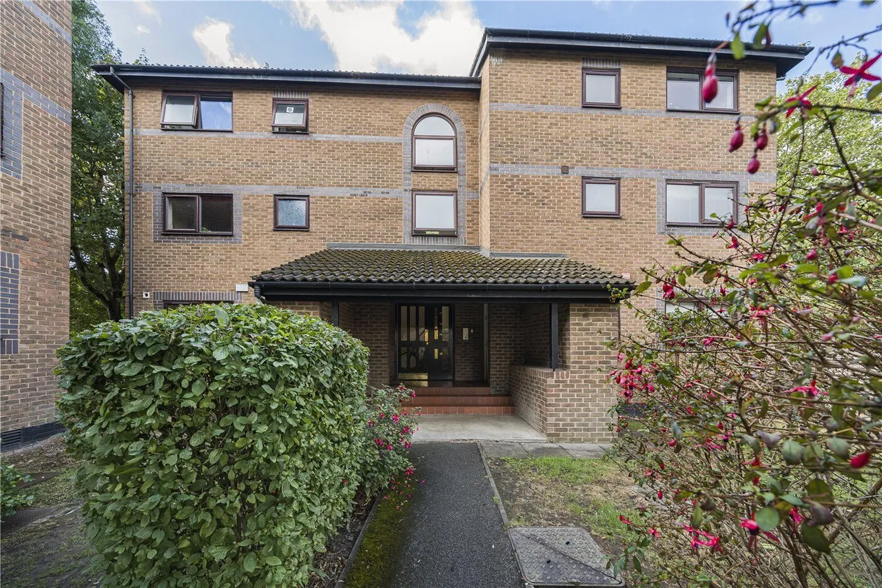 Farrow Place, London, SE16, photo 16