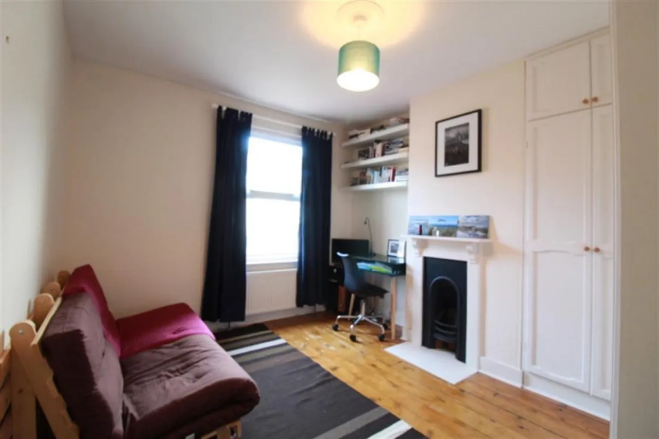 Howard Road, Wokingham, RG40, photo 6