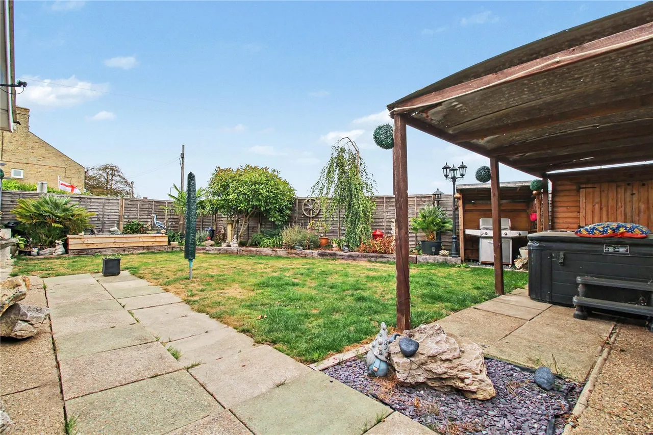 The Gardens, Carlton Colville, NR33, photo 3