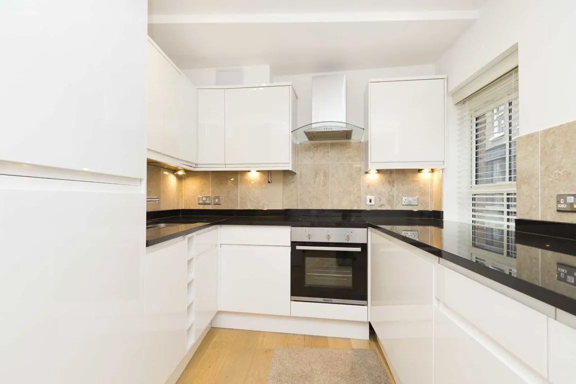 Bartholomew Close, EC1A, photo 4