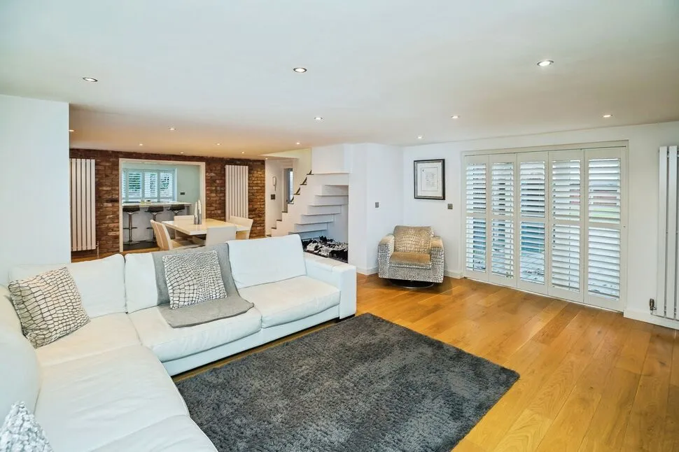 Sealand Road, Sealand, Clwyd, CH5, photo 7